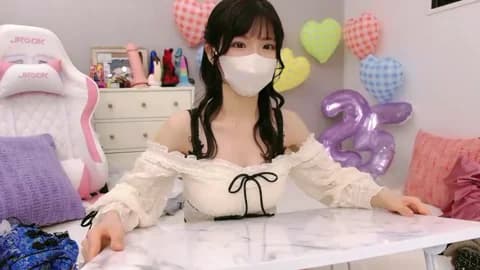 Premium: -minami- HD (34 min) - May 17, 2026 19:28