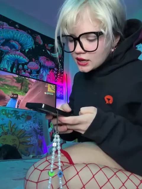 Premium: Cutiepiespanks HD (36 min) - April 10, 2026 06:19