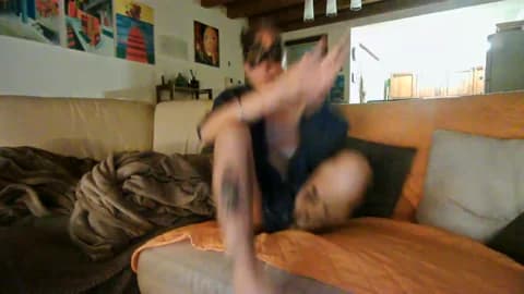 Premium: ErotiKat HD (38 min) - April 19, 2026 20:07