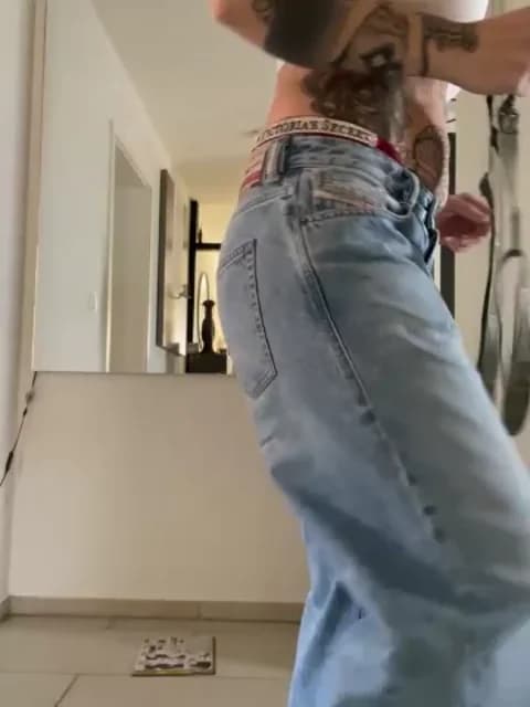 Premium: Etwas_neugierig HD (63 min) - April 7, 2026 11:06