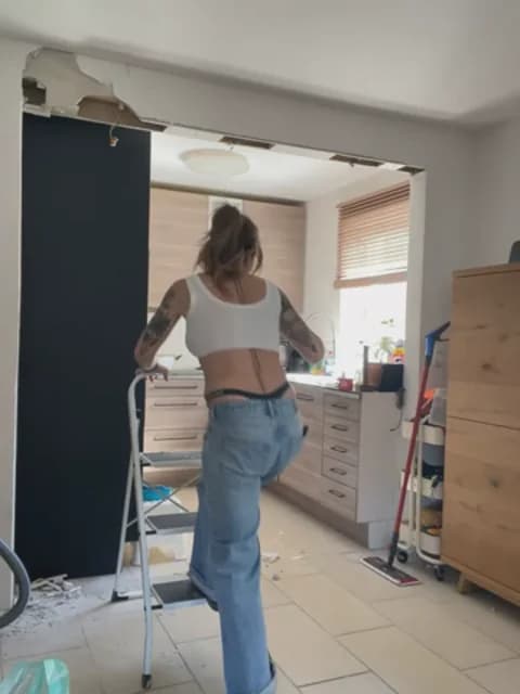 Premium: Etwas_neugierig HD (40 min) - April 8, 2026 10:39