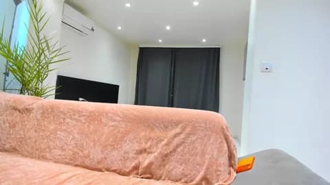 Premium: MissPanthera HD (34 min) - April 16, 2026 14:07