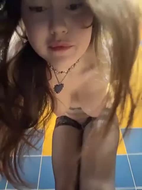 Premium: Peachy_Dream HD (31 min) - March 7, 2026 22:48