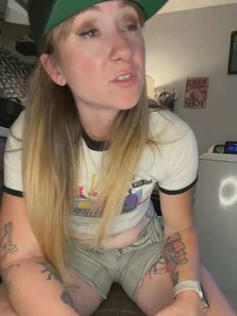 Premium: alluringpixie HD (62 min) - May 4, 2026 21:13