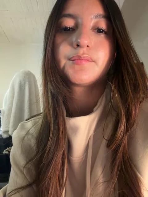 Premium: aly_golden_ HD (42 min) - March 16, 2026 02:11