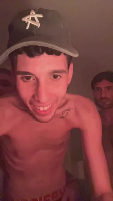 Premium: argentinefire HD (36 min) - April 18, 2026 12:44