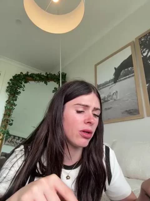 Premium: aus_queen HD (49 min) - March 25, 2026 04:48