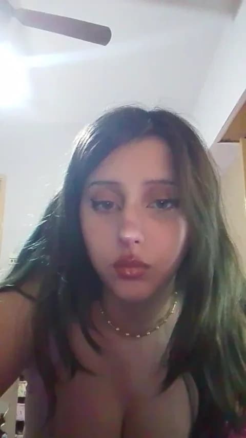 Premium: gladysjunior HD (32 min) - March 9, 2026 04:01