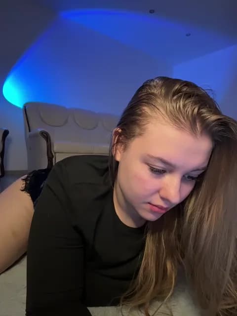 Premium: jucieLussie HD (73 min) - April 13, 2026 04:35