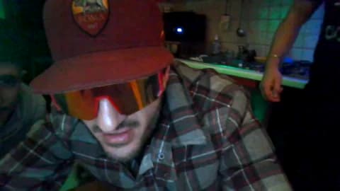 Premium: molenoxx HD (41 min) - May 6, 2026 23:37
