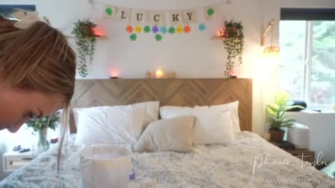 Premium: phoenix_taylor HD (44 min) - March 8, 2026 21:05