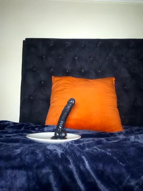 Premium: sexy_boobs97 HD (35 min) - April 5, 2026 02:27