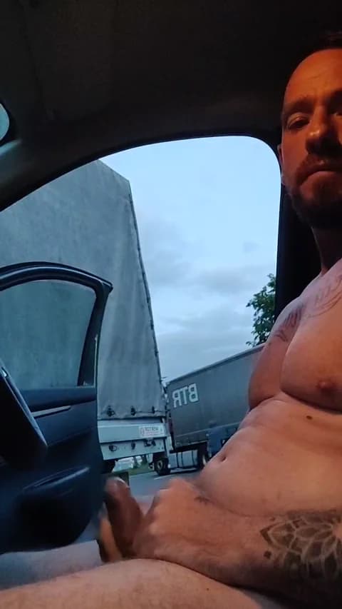 Premium: slavepp3 HD (52 min) - May 20, 2026 20:17