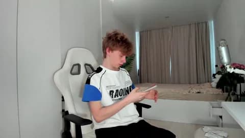 Premium: wawesuck HD (97 min) - March 11, 2026 12:08